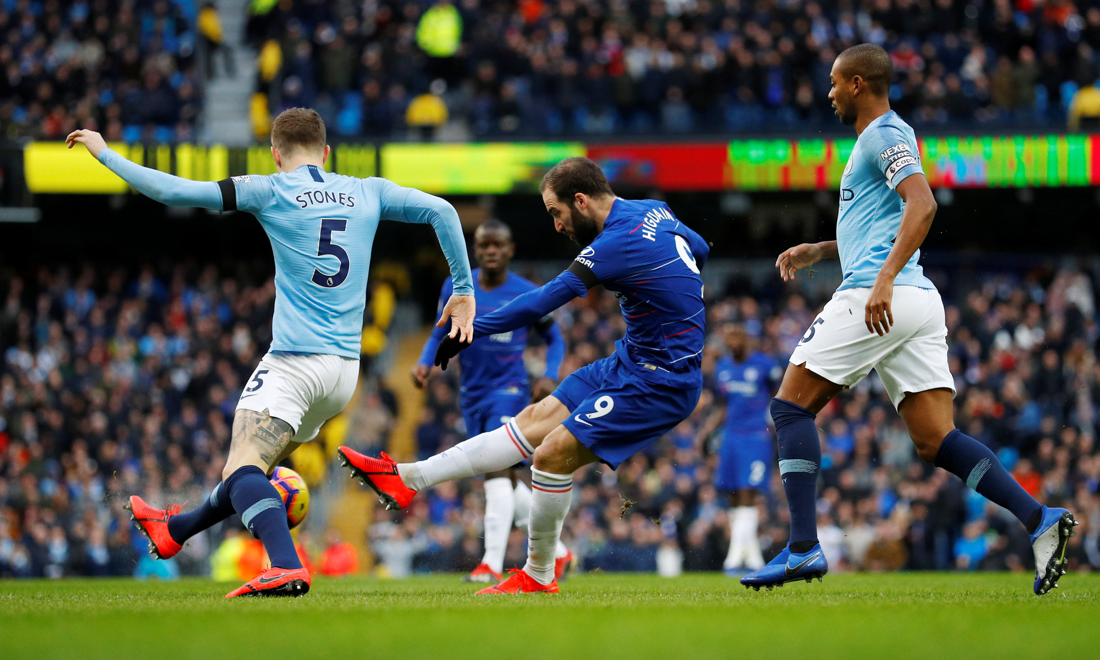 懂球帝12周年120大瞬间1／8决赛：重磅来袭，谁将通往八强？（懂球帝12周年120大瞬间16强赛燃战开启：谁能挺进八强？）