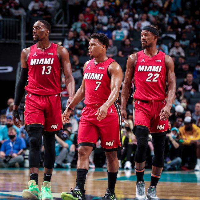 博主：合同到期的三镇外援图多列被推荐给中甲深圳青年人（博主爆料：三镇外援图多列合同期满，已被推荐至中甲深圳青年人）