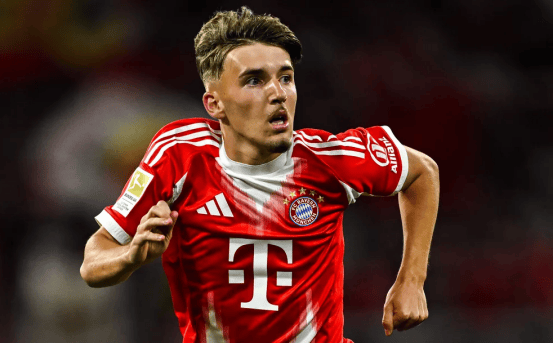 博尼：大胜是全队功劳；迪乌夫正在向所有人展示他的巨大价值（博尼称大胜源于团队合力，迪乌夫正向外界证明其巨大价值）