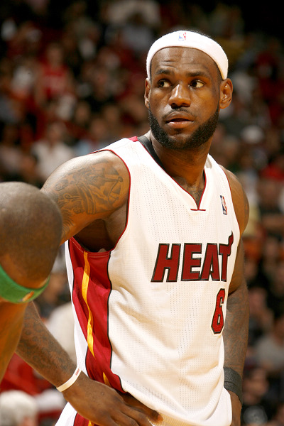 从配菜工到如今的踢拳超新星，刘梦阳是如何踏上格斗这条路的？ 12月19日（从后厨到拳台：刘梦阳如何成为踢拳超新星？ 12月19日）